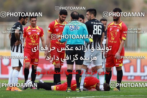 594531, Tehran, [*parameter:4*], لیگ برتر فوتبال ایران، Persian Gulf Cup، Week 25، Second Leg، Naft Tehran 1 v 1 Siah Jamegan on 2017/03/31 at Takhti Stadium