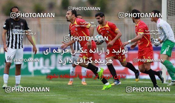 594709, Tehran, [*parameter:4*], لیگ برتر فوتبال ایران، Persian Gulf Cup، Week 25، Second Leg، Naft Tehran 1 v 1 Siah Jamegan on 2017/03/31 at Takhti Stadium