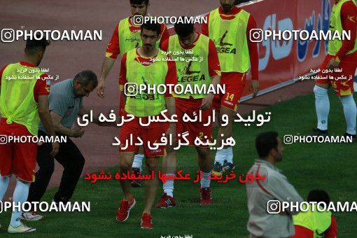 596072, Tehran, [*parameter:4*], لیگ برتر فوتبال ایران، Persian Gulf Cup، Week 27، Second Leg، Naft Tehran 2 v 2 Foulad Khouzestan on 2017/04/14 at Takhti Stadium