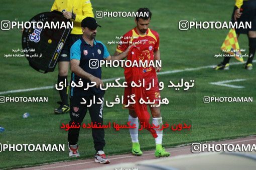 596041, Tehran, [*parameter:4*], لیگ برتر فوتبال ایران، Persian Gulf Cup، Week 27، Second Leg، Naft Tehran 2 v 2 Foulad Khouzestan on 2017/04/14 at Takhti Stadium