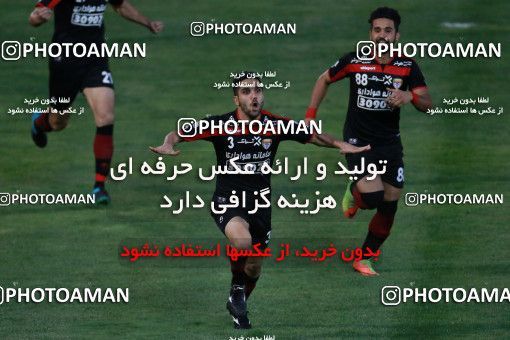 595963, Tehran, [*parameter:4*], لیگ برتر فوتبال ایران، Persian Gulf Cup، Week 27، Second Leg، Naft Tehran 2 v 2 Foulad Khouzestan on 2017/04/14 at Takhti Stadium
