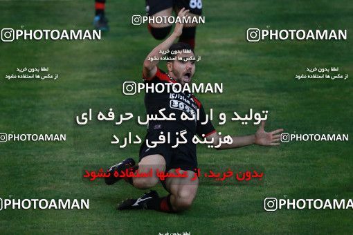 596132, Tehran, [*parameter:4*], لیگ برتر فوتبال ایران، Persian Gulf Cup، Week 27، Second Leg، Naft Tehran 2 v 2 Foulad Khouzestan on 2017/04/14 at Takhti Stadium