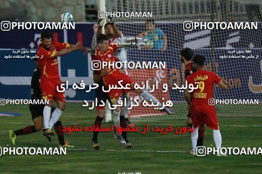 595953, Tehran, [*parameter:4*], لیگ برتر فوتبال ایران، Persian Gulf Cup، Week 27، Second Leg، Naft Tehran 2 v 2 Foulad Khouzestan on 2017/04/14 at Takhti Stadium