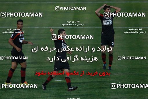 596032, Tehran, [*parameter:4*], لیگ برتر فوتبال ایران، Persian Gulf Cup، Week 27، Second Leg، Naft Tehran 2 v 2 Foulad Khouzestan on 2017/04/14 at Takhti Stadium