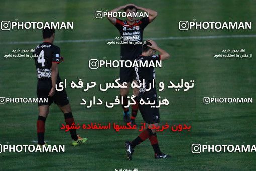 596057, Tehran, [*parameter:4*], لیگ برتر فوتبال ایران، Persian Gulf Cup، Week 27، Second Leg، Naft Tehran 2 v 2 Foulad Khouzestan on 2017/04/14 at Takhti Stadium