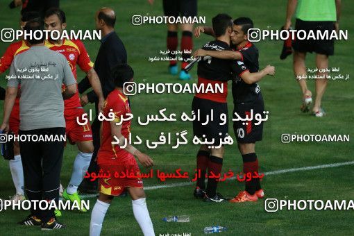 595972, Tehran, [*parameter:4*], لیگ برتر فوتبال ایران، Persian Gulf Cup، Week 27، Second Leg، Naft Tehran 2 v 2 Foulad Khouzestan on 2017/04/14 at Takhti Stadium
