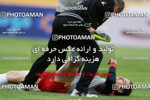 595976, Tehran, [*parameter:4*], لیگ برتر فوتبال ایران، Persian Gulf Cup، Week 27، Second Leg، Naft Tehran 2 v 2 Foulad Khouzestan on 2017/04/14 at Takhti Stadium