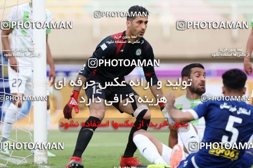 598726, لیگ برتر فوتبال ایران، Persian Gulf Cup، Week 25، Second Leg، 2017/03/31، Ahvaz، Ahvaz Ghadir Stadium، Esteghlal Khouzestan 1 - ۱ Zob Ahan Esfahan