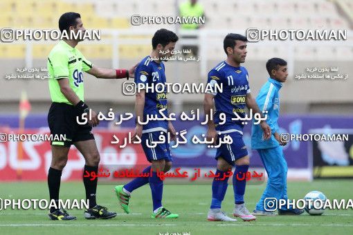 598758, لیگ برتر فوتبال ایران، Persian Gulf Cup، Week 25، Second Leg، 2017/03/31، Ahvaz، Ahvaz Ghadir Stadium، Esteghlal Khouzestan 1 - ۱ Zob Ahan Esfahan