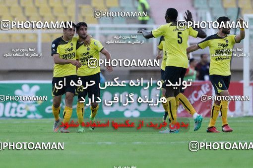 618015, Ahvaz, [*parameter:4*], لیگ برتر فوتبال ایران، Persian Gulf Cup، Week 26، Second Leg، Foulad Khouzestan 1 v 1 Sepahan on 2017/04/07 at Ahvaz Ghadir Stadium