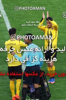 610943, Isfahan, [*parameter:4*], لیگ برتر فوتبال ایران، Persian Gulf Cup، Week 23، Second Leg، Sepahan 2 v 1 Zob Ahan Esfahan on 2017/03/05 at Naghsh-e Jahan Stadium