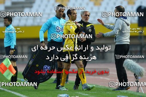 610923, Isfahan, [*parameter:4*], لیگ برتر فوتبال ایران، Persian Gulf Cup، Week 23، Second Leg، Sepahan 2 v 1 Zob Ahan Esfahan on 2017/03/05 at Naghsh-e Jahan Stadium