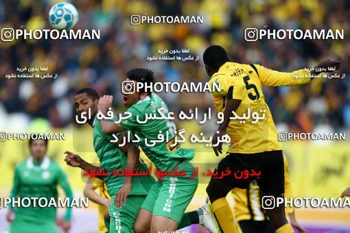 822964, Isfahan, [*parameter:4*], لیگ برتر فوتبال ایران، Persian Gulf Cup، Week 23، Second Leg، Sepahan 2 v 1 Zob Ahan Esfahan on 2017/03/05 at Naghsh-e Jahan Stadium
