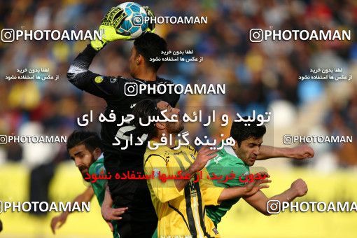 822983, Isfahan, [*parameter:4*], لیگ برتر فوتبال ایران، Persian Gulf Cup، Week 23، Second Leg، Sepahan 2 v 1 Zob Ahan Esfahan on 2017/03/05 at Naghsh-e Jahan Stadium