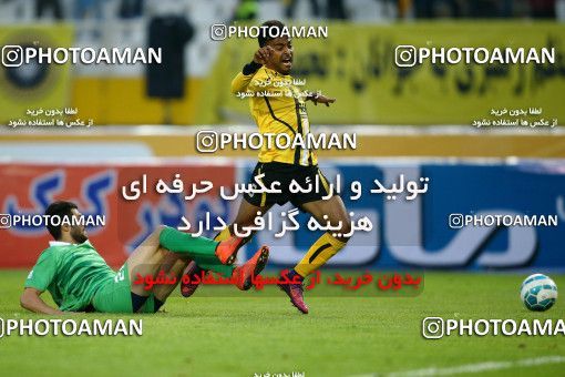 822902, Isfahan, [*parameter:4*], لیگ برتر فوتبال ایران، Persian Gulf Cup، Week 23، Second Leg، Sepahan 2 v 1 Zob Ahan Esfahan on 2017/03/05 at Naghsh-e Jahan Stadium