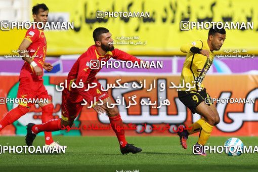 615991, Isfahan, [*parameter:4*], لیگ برتر فوتبال ایران، Persian Gulf Cup، Week 17، Second Leg، Sepahan 2 v 1 Naft Tehran on 2017/01/18 at Naghsh-e Jahan Stadium