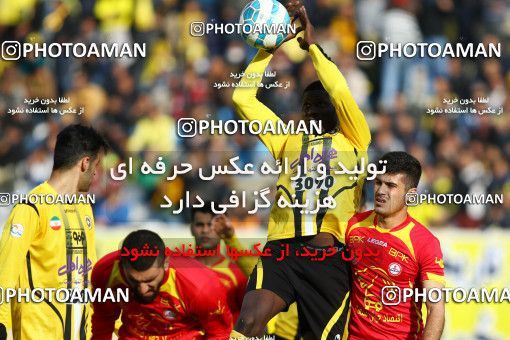 616062, Isfahan, [*parameter:4*], لیگ برتر فوتبال ایران، Persian Gulf Cup، Week 17، Second Leg، Sepahan 2 v 1 Naft Tehran on 2017/01/18 at Naghsh-e Jahan Stadium