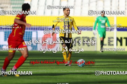 615989, Isfahan, [*parameter:4*], لیگ برتر فوتبال ایران، Persian Gulf Cup، Week 17، Second Leg، Sepahan 2 v 1 Naft Tehran on 2017/01/18 at Naghsh-e Jahan Stadium