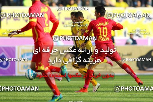 615973, Isfahan, [*parameter:4*], لیگ برتر فوتبال ایران، Persian Gulf Cup، Week 17، Second Leg، Sepahan 2 v 1 Naft Tehran on 2017/01/18 at Naghsh-e Jahan Stadium