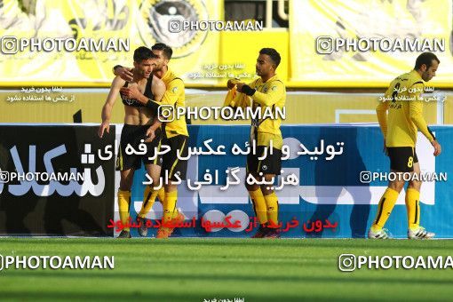 616071, Isfahan, [*parameter:4*], لیگ برتر فوتبال ایران، Persian Gulf Cup، Week 17، Second Leg، Sepahan 2 v 1 Naft Tehran on 2017/01/18 at Naghsh-e Jahan Stadium