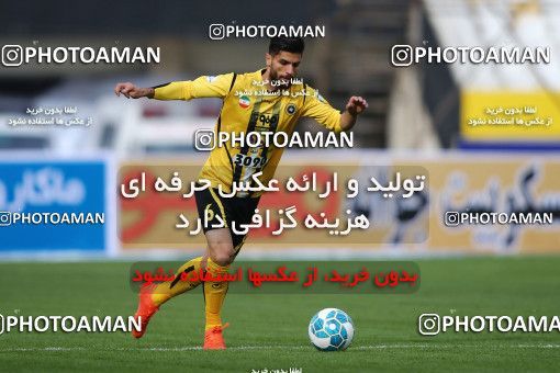 612401, Isfahan, [*parameter:4*], لیگ برتر فوتبال ایران، Persian Gulf Cup، Week 17، Second Leg، Sepahan 2 v 1 Naft Tehran on 2017/01/18 at Naghsh-e Jahan Stadium