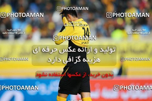 612477, Isfahan, [*parameter:4*], لیگ برتر فوتبال ایران، Persian Gulf Cup، Week 17، Second Leg، Sepahan 2 v 1 Naft Tehran on 2017/01/18 at Naghsh-e Jahan Stadium