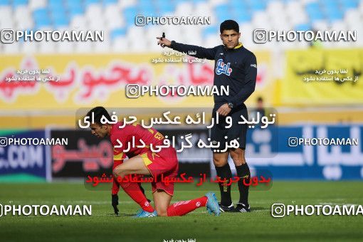 612393, Isfahan, [*parameter:4*], لیگ برتر فوتبال ایران، Persian Gulf Cup، Week 17، Second Leg، Sepahan 2 v 1 Naft Tehran on 2017/01/18 at Naghsh-e Jahan Stadium