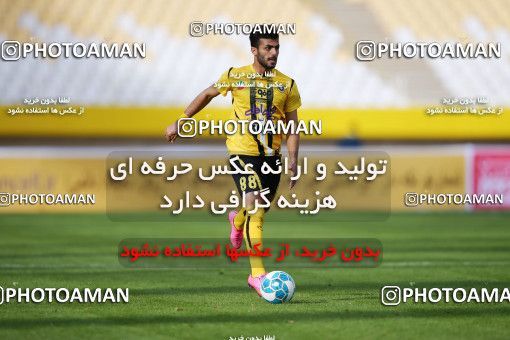 612453, Isfahan, [*parameter:4*], لیگ برتر فوتبال ایران، Persian Gulf Cup، Week 17، Second Leg، Sepahan 2 v 1 Naft Tehran on 2017/01/18 at Naghsh-e Jahan Stadium