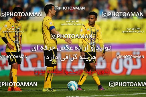 612363, Isfahan, [*parameter:4*], لیگ برتر فوتبال ایران، Persian Gulf Cup، Week 17، Second Leg، Sepahan 2 v 1 Naft Tehran on 2017/01/18 at Naghsh-e Jahan Stadium