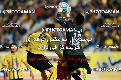 612471, Isfahan, [*parameter:4*], لیگ برتر فوتبال ایران، Persian Gulf Cup، Week 17، Second Leg، Sepahan 2 v 1 Naft Tehran on 2017/01/18 at Naghsh-e Jahan Stadium