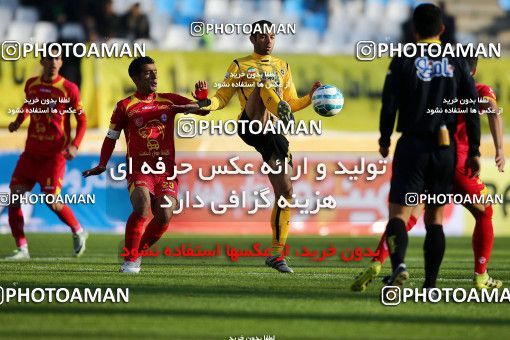 612384, Isfahan, [*parameter:4*], لیگ برتر فوتبال ایران، Persian Gulf Cup، Week 17، Second Leg، Sepahan 2 v 1 Naft Tehran on 2017/01/18 at Naghsh-e Jahan Stadium