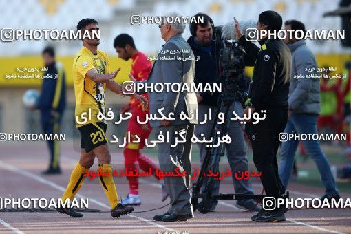 612374, Isfahan, [*parameter:4*], لیگ برتر فوتبال ایران، Persian Gulf Cup، Week 17، Second Leg، Sepahan 2 v 1 Naft Tehran on 2017/01/18 at Naghsh-e Jahan Stadium