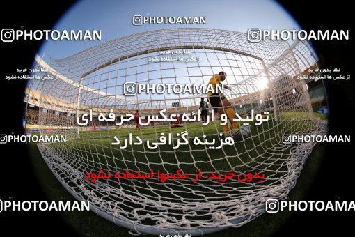 612360, Isfahan, [*parameter:4*], لیگ برتر فوتبال ایران، Persian Gulf Cup، Week 17، Second Leg، Sepahan 2 v 1 Naft Tehran on 2017/01/18 at Naghsh-e Jahan Stadium