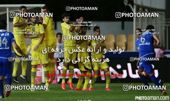 670579, Tehran, [*parameter:4*], لیگ برتر فوتبال ایران، Persian Gulf Cup، Week 8، First Leg، Naft Tehran 2 v 0 Esteghlal on 2014/09/11 at Takhti Stadium