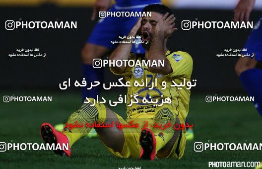 670576, Tehran, [*parameter:4*], لیگ برتر فوتبال ایران، Persian Gulf Cup، Week 8، First Leg، Naft Tehran 2 v 0 Esteghlal on 2014/09/11 at Takhti Stadium