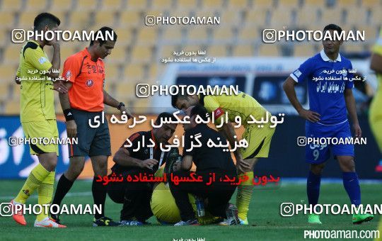 670586, لیگ برتر فوتبال ایران، Persian Gulf Cup، Week 8، First Leg، 2014/09/11، Tehran، Takhti Stadium، Naft Tehran 2 - 0 Esteghlal