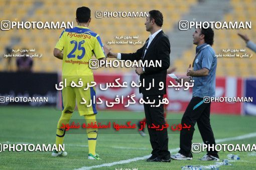 680802, Tehran, [*parameter:4*], لیگ برتر فوتبال ایران، Persian Gulf Cup، Week 6، First Leg، Naft Tehran 1 v 0 Persepolis on 2013/08/23 at Takhti Stadium