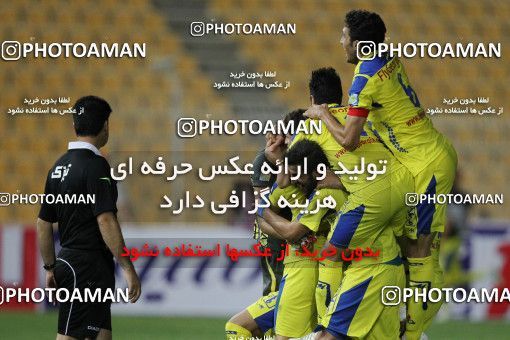 680872, Tehran, [*parameter:4*], لیگ برتر فوتبال ایران، Persian Gulf Cup، Week 6، First Leg، Naft Tehran 1 v 0 Persepolis on 2013/08/23 at Takhti Stadium