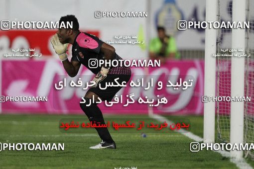 680757, Tehran, [*parameter:4*], لیگ برتر فوتبال ایران، Persian Gulf Cup، Week 6، First Leg، Naft Tehran 1 v 0 Persepolis on 2013/08/23 at Takhti Stadium