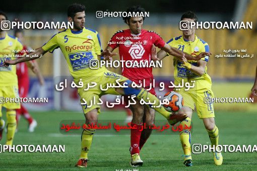 680901, Tehran, [*parameter:4*], لیگ برتر فوتبال ایران، Persian Gulf Cup، Week 6، First Leg، Naft Tehran 1 v 0 Persepolis on 2013/08/23 at Takhti Stadium