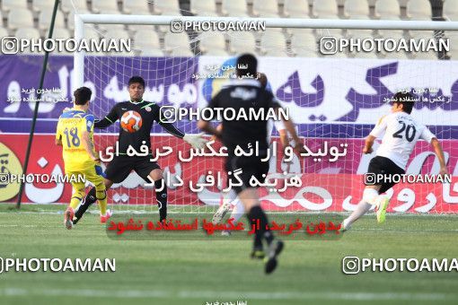683110, Tehran, [*parameter:4*], لیگ برتر فوتبال ایران، Persian Gulf Cup، Week 8، First Leg، Naft Tehran 1 v 0 Mes Kerman on 2013/09/05 at Takhti Stadium