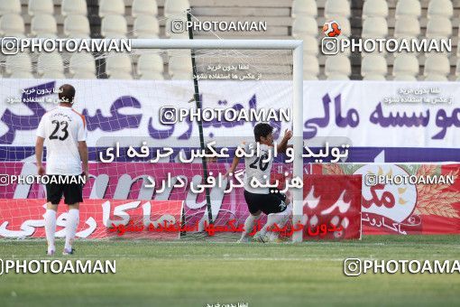 683154, Tehran, [*parameter:4*], لیگ برتر فوتبال ایران، Persian Gulf Cup، Week 8، First Leg، Naft Tehran 1 v 0 Mes Kerman on 2013/09/05 at Takhti Stadium