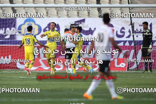 683136, Tehran, [*parameter:4*], لیگ برتر فوتبال ایران، Persian Gulf Cup، Week 8، First Leg، Naft Tehran 1 v 0 Mes Kerman on 2013/09/05 at Takhti Stadium