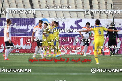 683025, Tehran, [*parameter:4*], لیگ برتر فوتبال ایران، Persian Gulf Cup، Week 8، First Leg، Naft Tehran 1 v 0 Mes Kerman on 2013/09/05 at Takhti Stadium