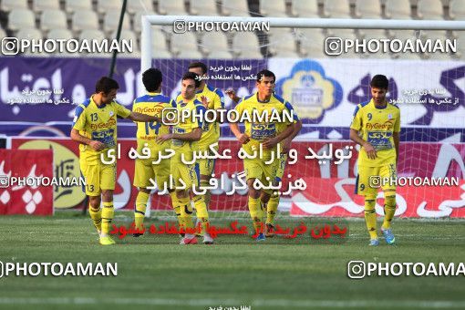 683085, Tehran, [*parameter:4*], لیگ برتر فوتبال ایران، Persian Gulf Cup، Week 8، First Leg، Naft Tehran 1 v 0 Mes Kerman on 2013/09/05 at Takhti Stadium