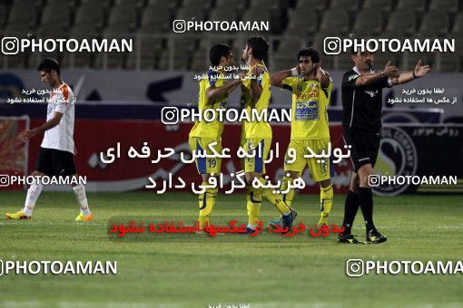 683069, Tehran, [*parameter:4*], لیگ برتر فوتبال ایران، Persian Gulf Cup، Week 8، First Leg، Naft Tehran 1 v 0 Mes Kerman on 2013/09/05 at Takhti Stadium