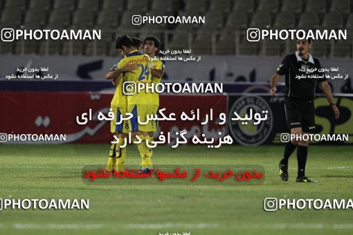 683119, Tehran, [*parameter:4*], لیگ برتر فوتبال ایران، Persian Gulf Cup، Week 8، First Leg، Naft Tehran 1 v 0 Mes Kerman on 2013/09/05 at Takhti Stadium