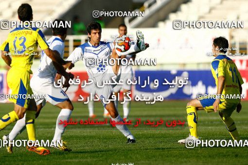 684996, Tehran, [*parameter:4*], لیگ برتر فوتبال ایران، Persian Gulf Cup، Week 10، First Leg، Naft Tehran 0 v 0 Malvan Bandar Anzali on 2013/09/20 at Shahid Dastgerdi Stadium
