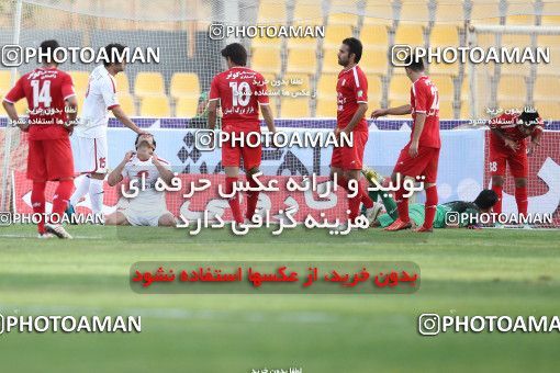 685957, Tehran, [*parameter:4*], لیگ برتر فوتبال ایران، Persian Gulf Cup، Week 12، First Leg، Rah Ahan 1 v 2 Tractor Sazi on 2013/10/03 at Ekbatan Stadium