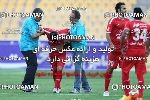 685968, Tehran, [*parameter:4*], لیگ برتر فوتبال ایران، Persian Gulf Cup، Week 12، First Leg، Rah Ahan 1 v 2 Tractor Sazi on 2013/10/03 at Ekbatan Stadium